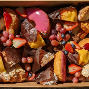 Sweets and Slices Platter (2 pieces pp)